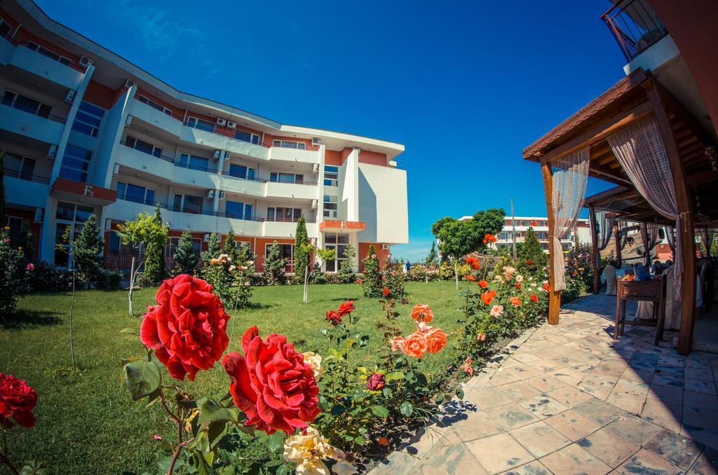 Privillege Fort Noks Beach Apartments Elenite Exterior foto