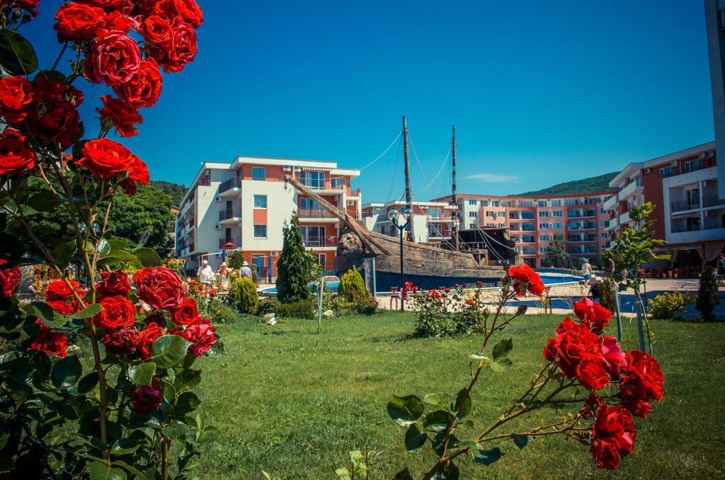 Privillege Fort Noks Beach Apartments Elenite Exterior foto